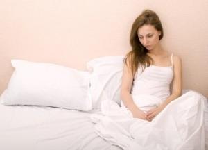 Коричневые выделения перед месячными у женщин