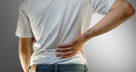 Камни в почках симптомы